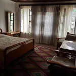 Eva Guesthouse