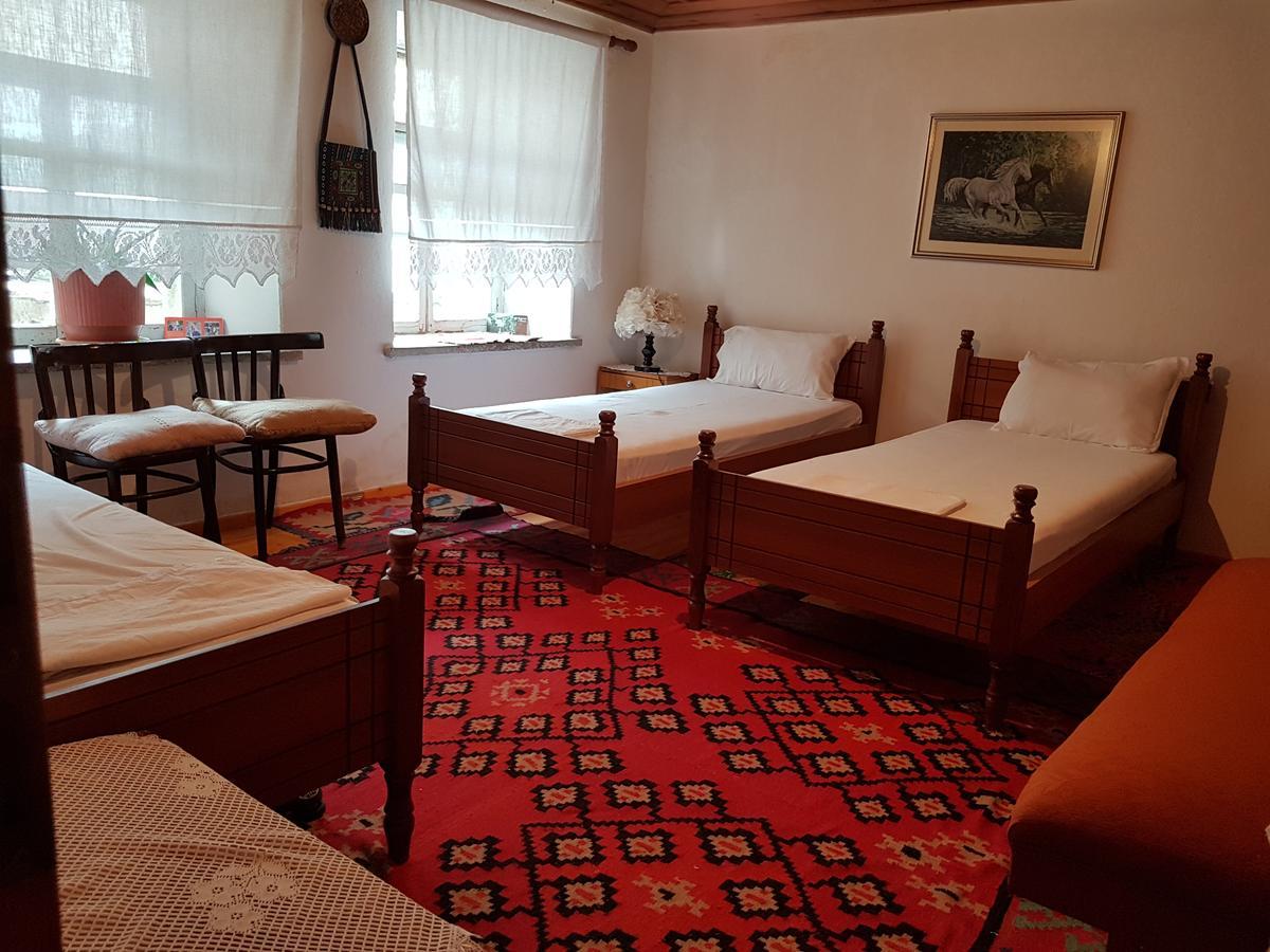 Eva Maison d'hôtes Gjirokastër